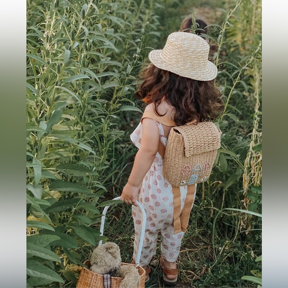 New Darling Little Cottage Shaped Woven Backpack - Picture 10 of 10